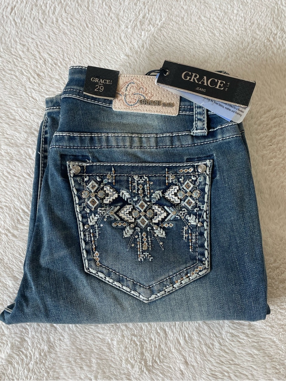 NWT Grace in LA Tribal Aztec Embroidered Easy Fit Bootcut Jeans Size 29 Western